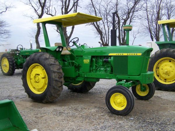 121 John Deere 4020 Diesel Antique Farm Tractor Lot 121