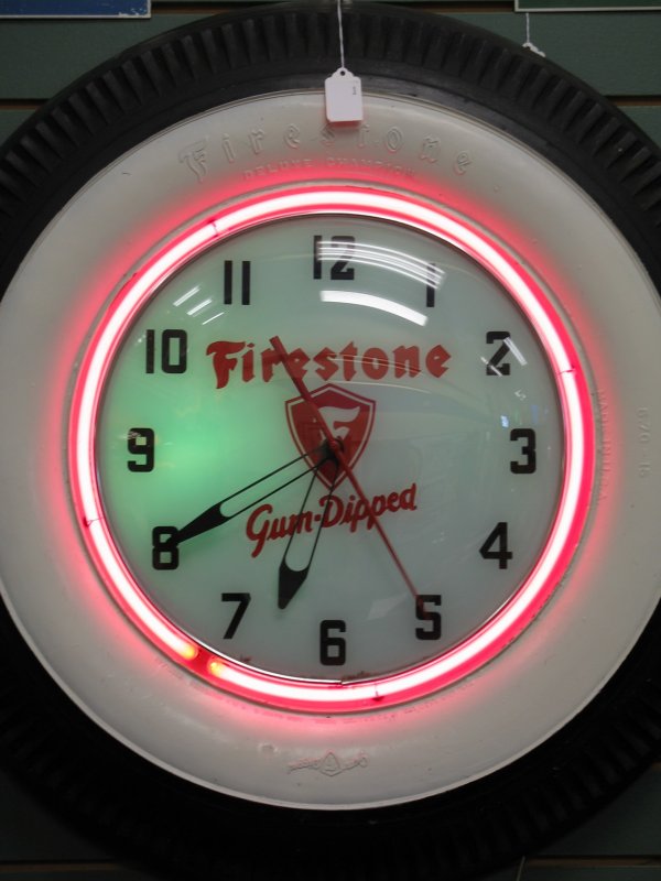 337 FIRESTONE TIRE NEON LIGHT UP CLOCK NEW Lot 337