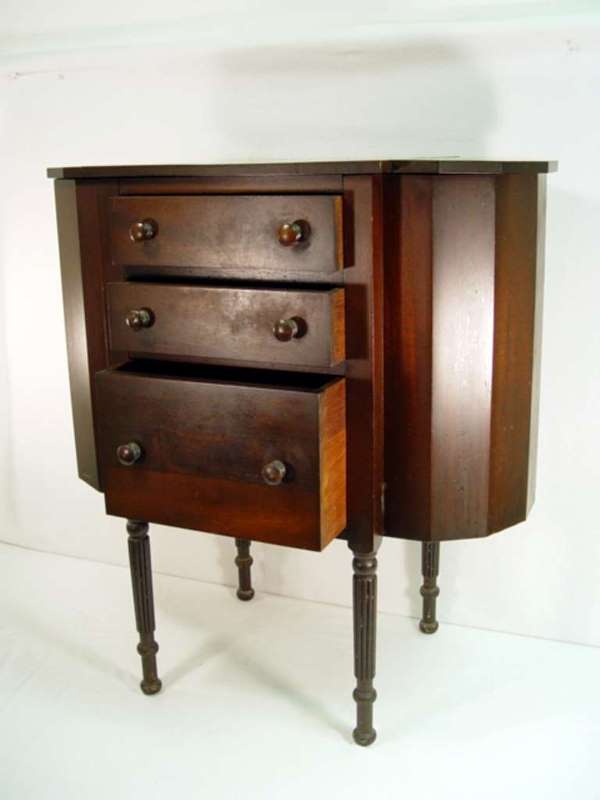 215 Antique Martha Washington Sewing Lot 215