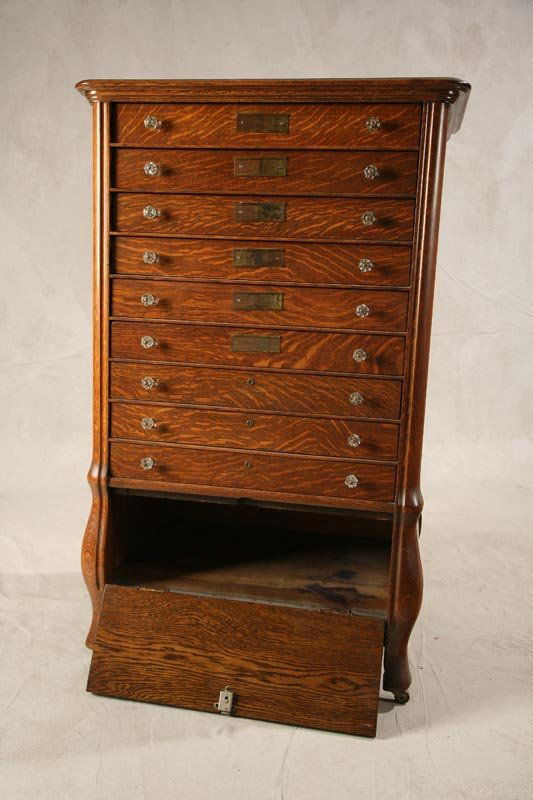 1222 NATIONAL CASH REGISTER Oak with Lot 1222