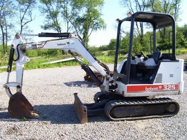 233-1999-bobcat-325-mini-excavator