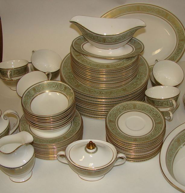 176: Set of Royal Doulton China, 