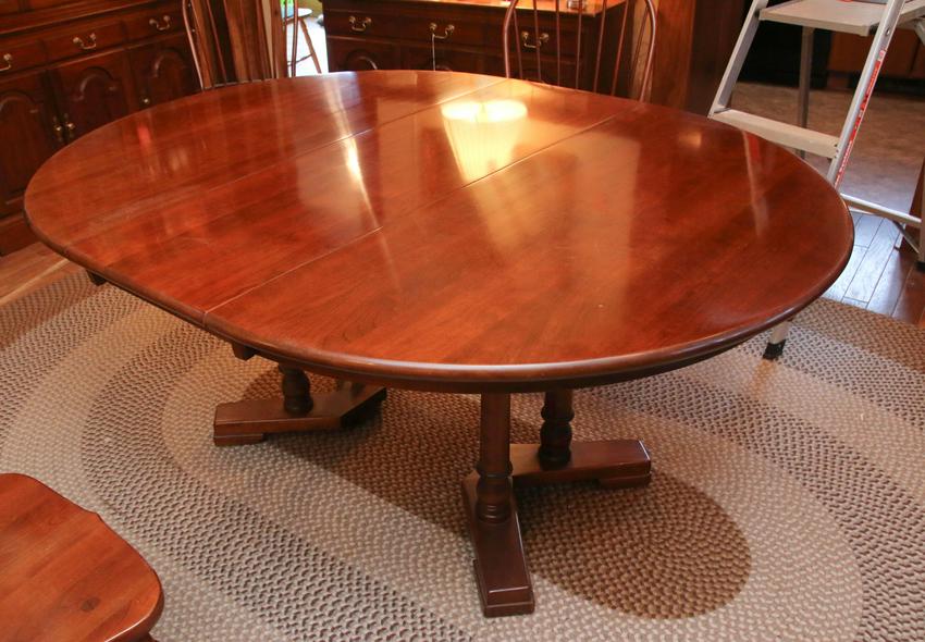 CHERRY STICKLEY TABLE