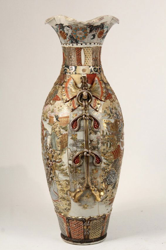 JAPANESE MONUMENTAL FLOOR VASE 19th c Satsuma Palace Lot 1106